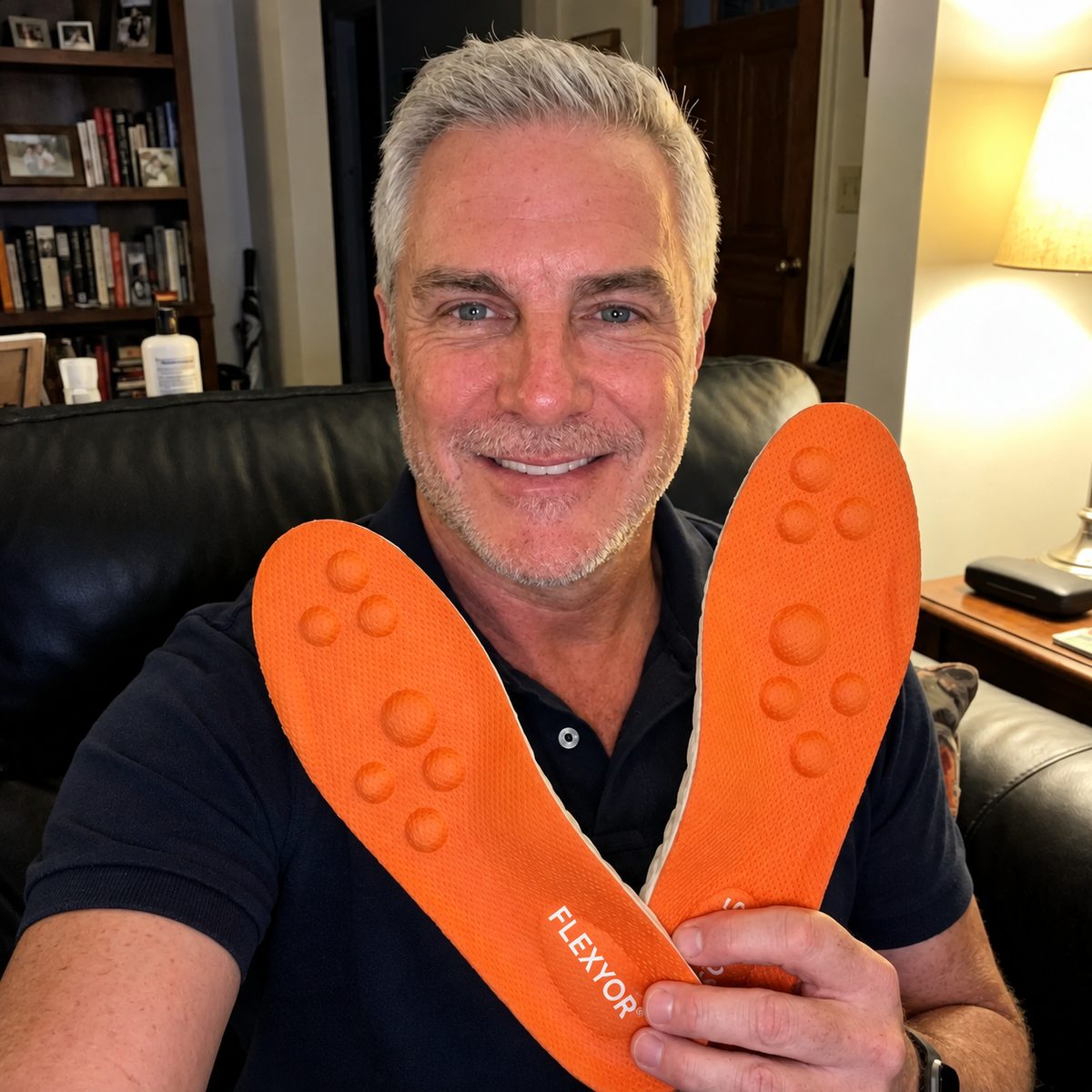 Markus W., client, avec ses semelles FLEXYOR